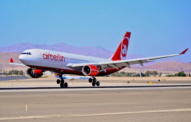 EasyJet    Air Berlin