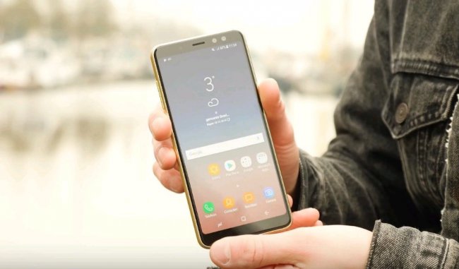     Samsung Galaxy A8   