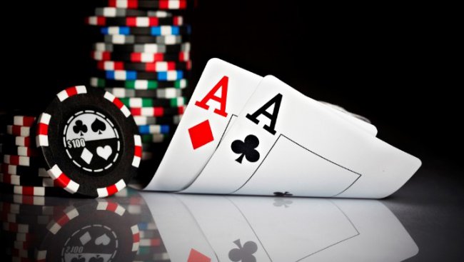 Почему важно научиться играть в покер у профессионалов?